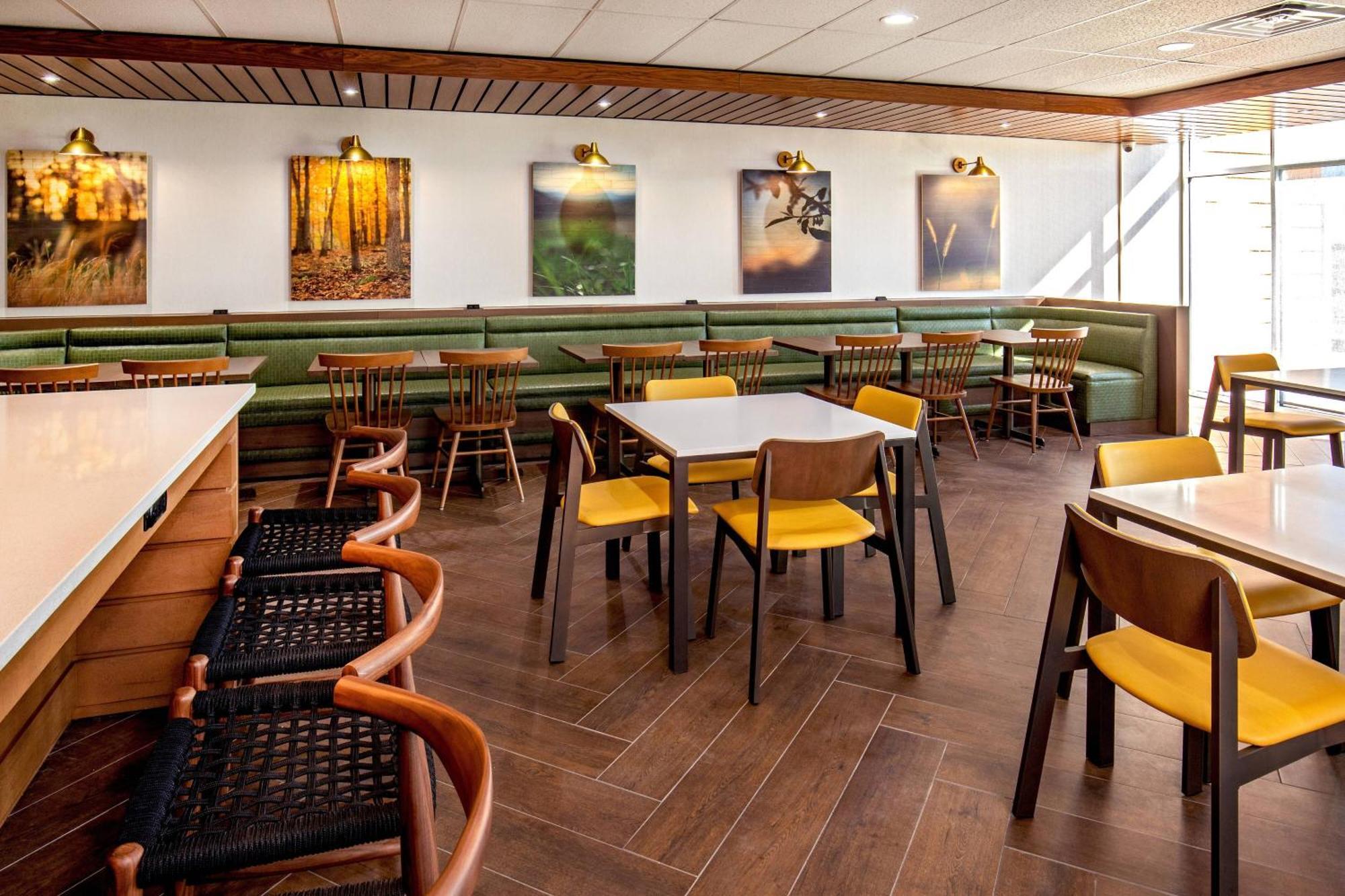 Fairfield Inn & Suites By Marriott Mcpherson Kültér fotó