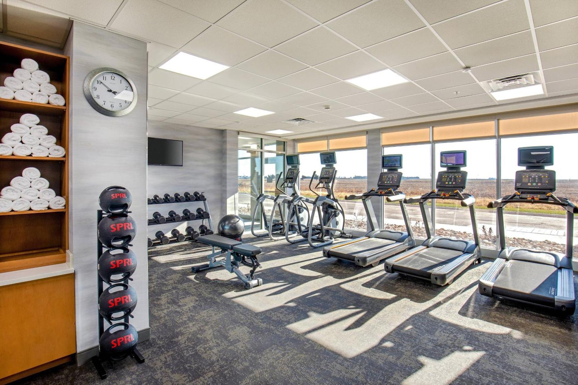 Fairfield Inn & Suites By Marriott Mcpherson Kültér fotó