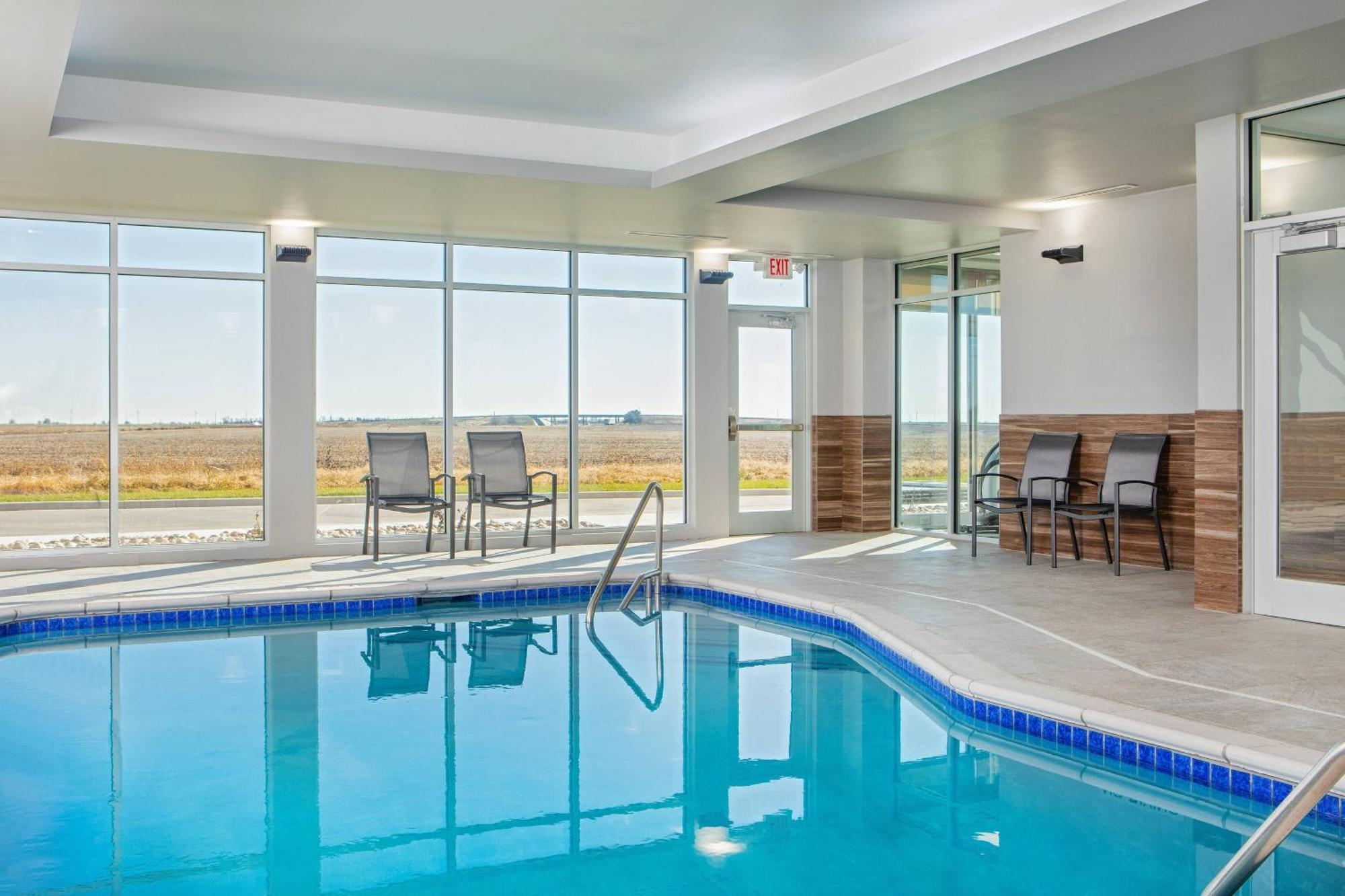 Fairfield Inn & Suites By Marriott Mcpherson Kültér fotó